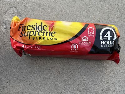 4 Fire logs