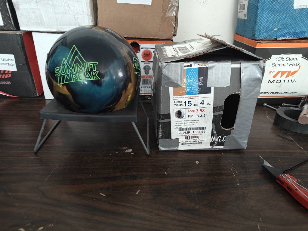 15lb Storm Summit Peak Bowling Ball Undrilled