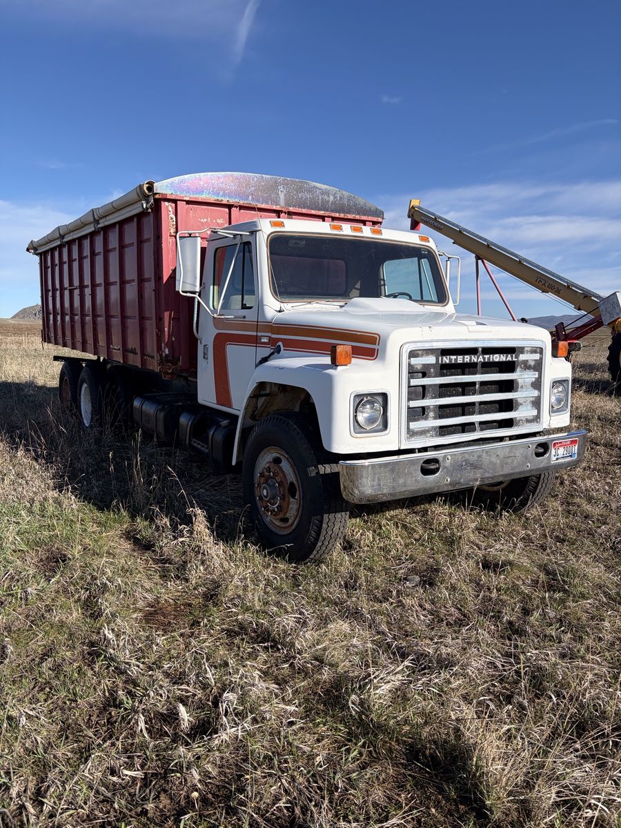 1982 International Loadstar 1900
