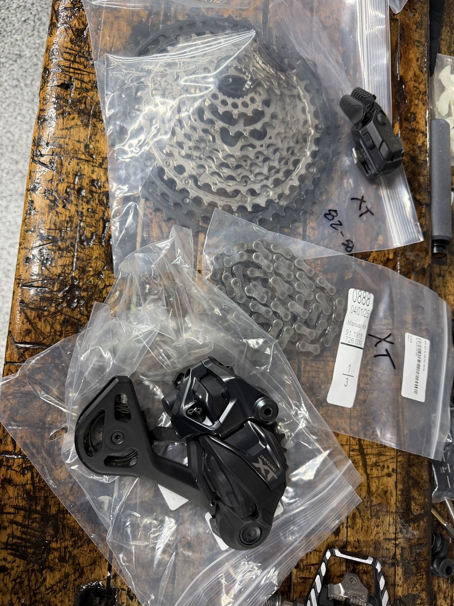 XT Di2 Upgrade Kit plus XT Cassette and Chain