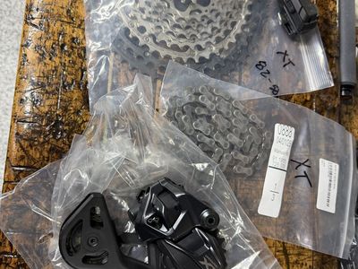 XT Di2 Upgrade Kit plus XT Cassette and Chain