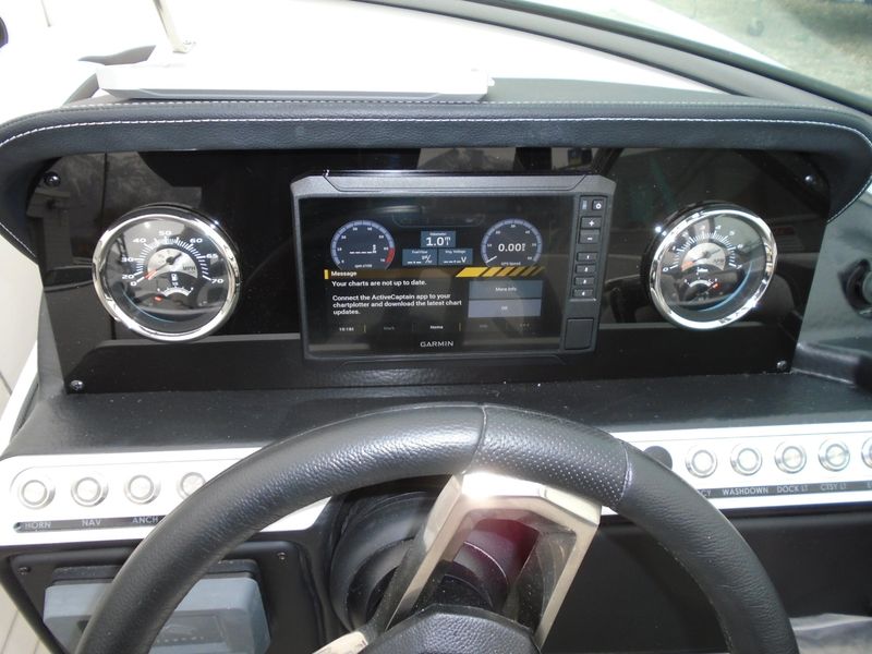 Main image 11