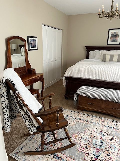 Main image 4