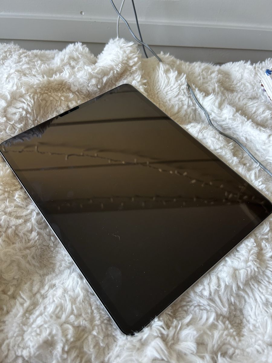 IPad Pro 6th Gen 12.9 Inch