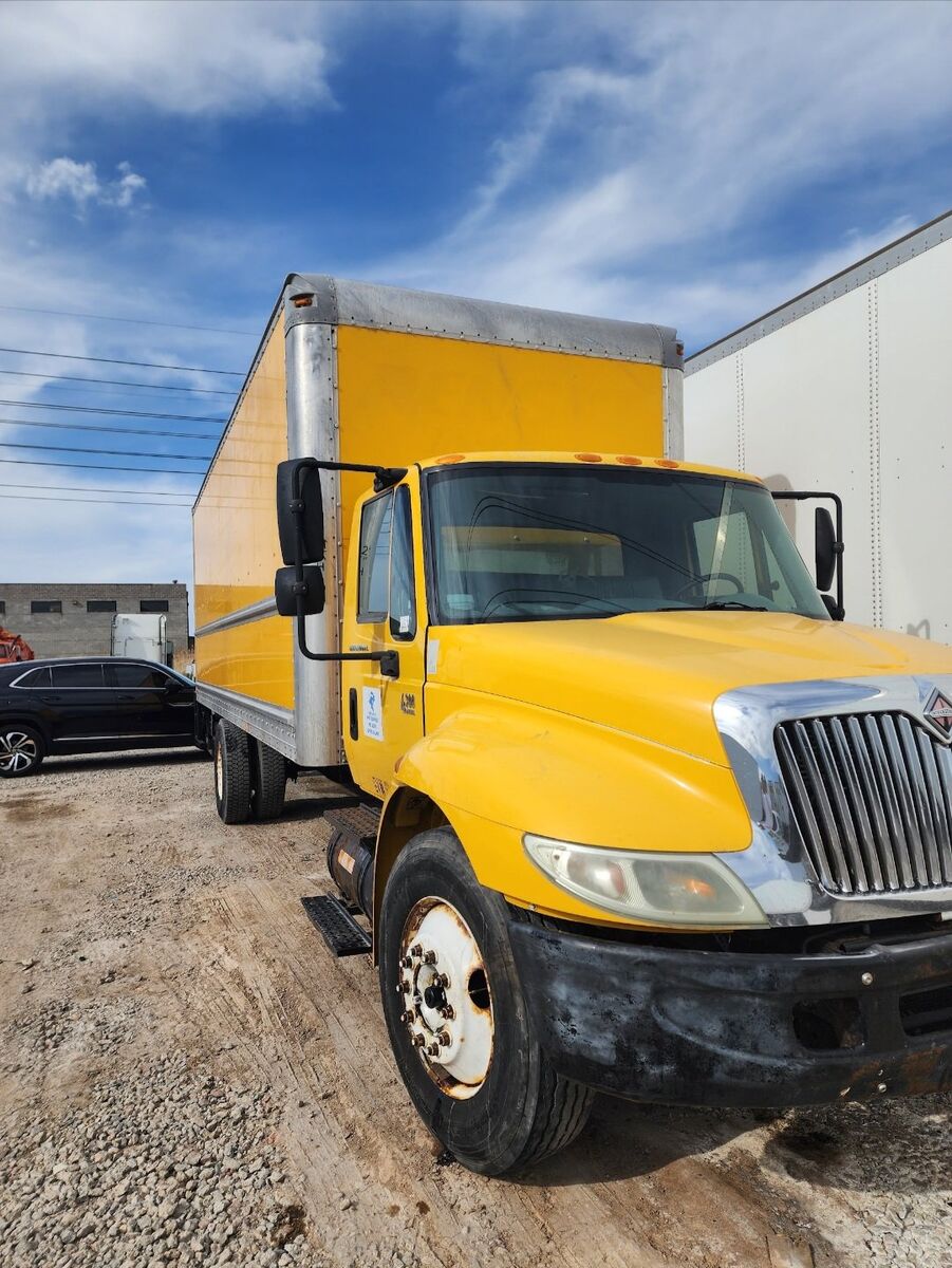 2006 INTERNATIONAL DURASTAR 4300