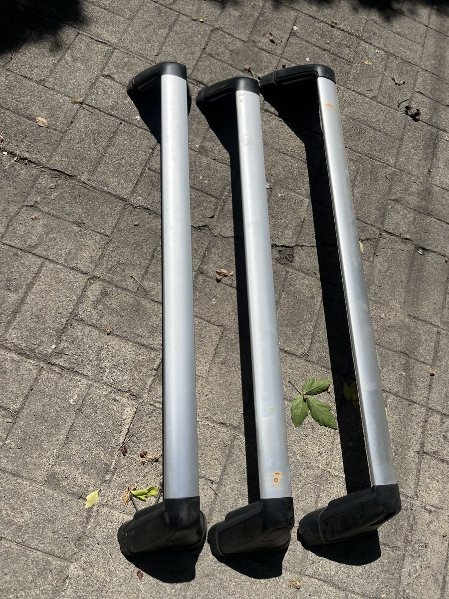 Subaru Roof Rack Crossbars Kit of Two