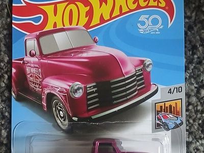 2018 hotwheels STH 52 chevy