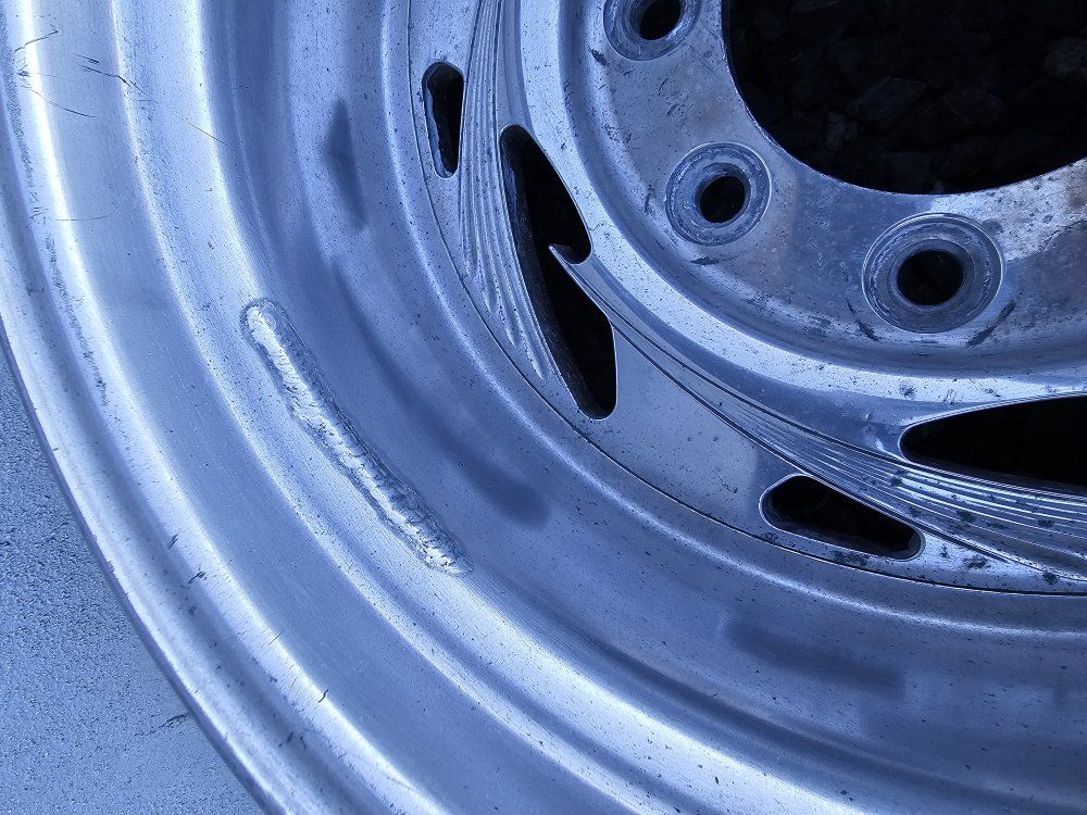 Main image 6