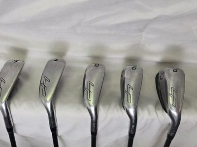 Full Set of Wilson Launch Pad 2 Irons (G-5i) Dynamic Gold 105 R300 Shafts