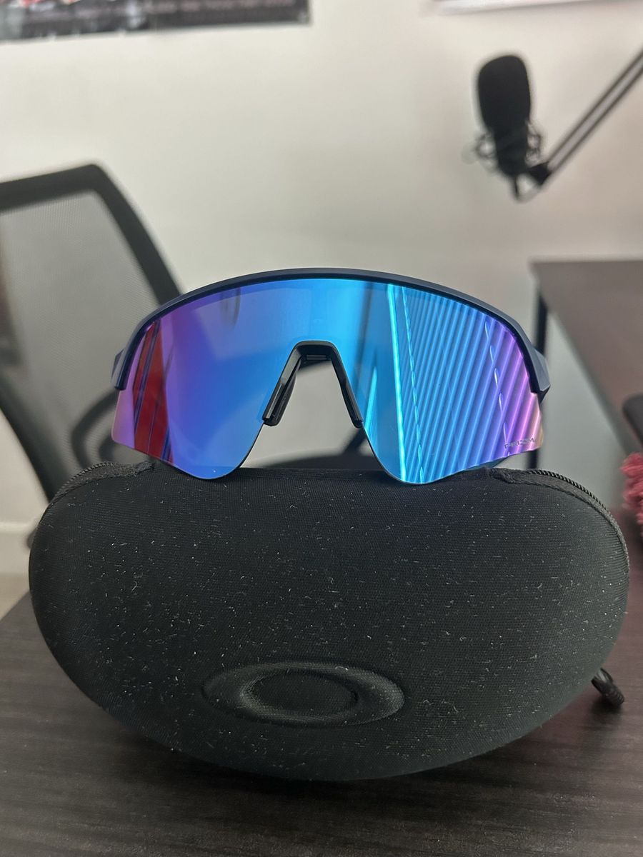 Oakley, Sutro Lite Sweep