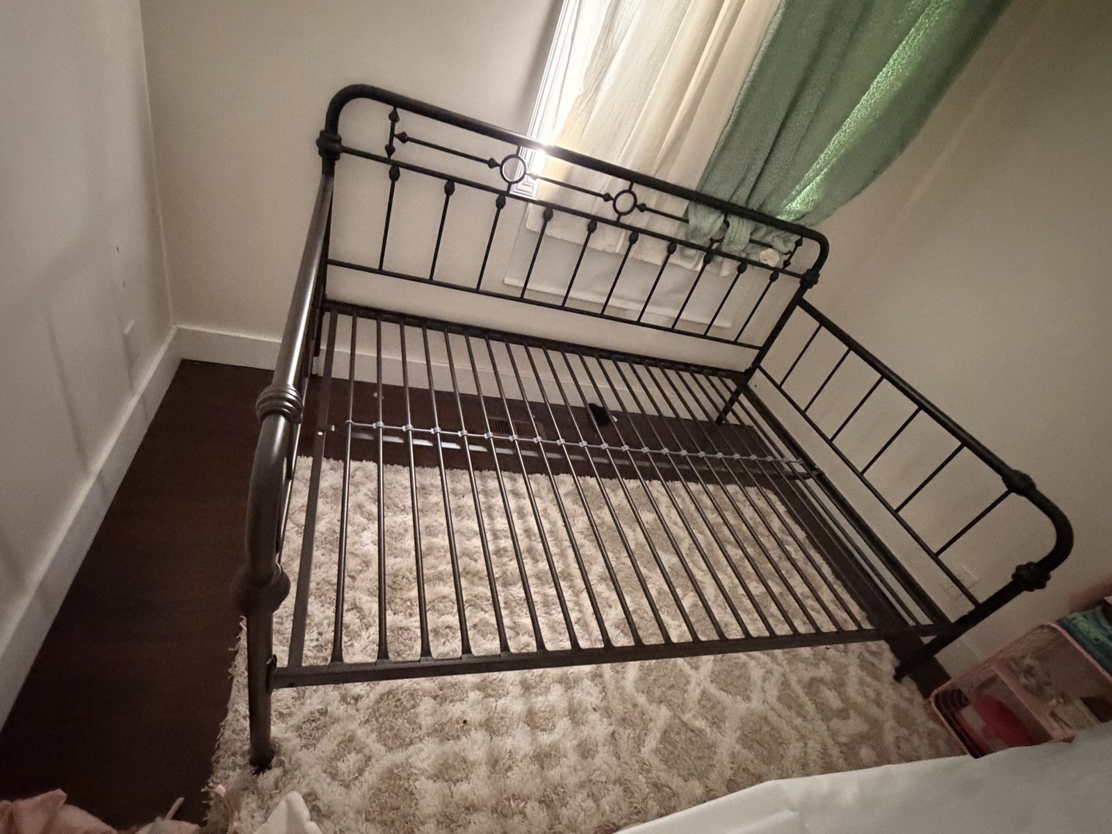 Full day bed frame