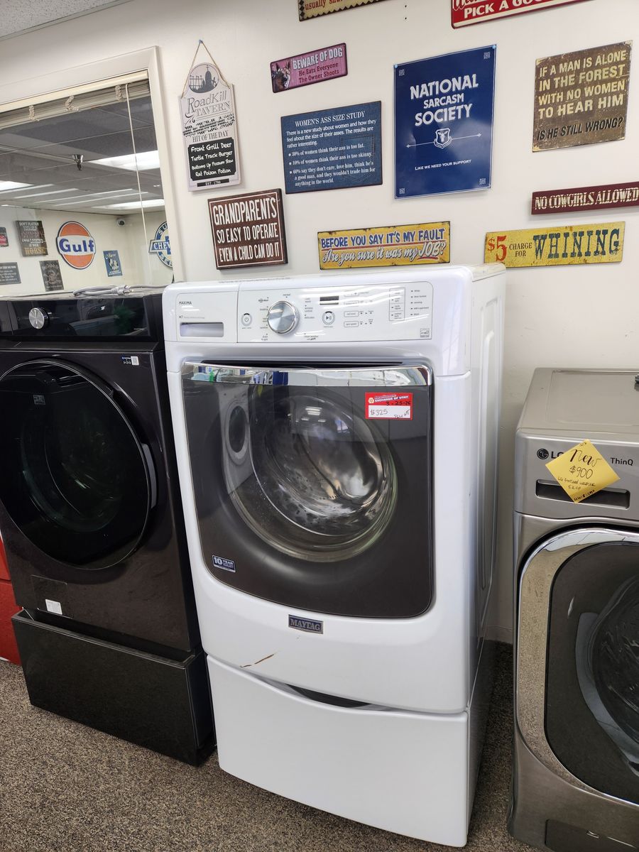 GREAT MAYTAG MAXIMA FRONTLOAD WASHER! WITH A FULL WARRANTY
