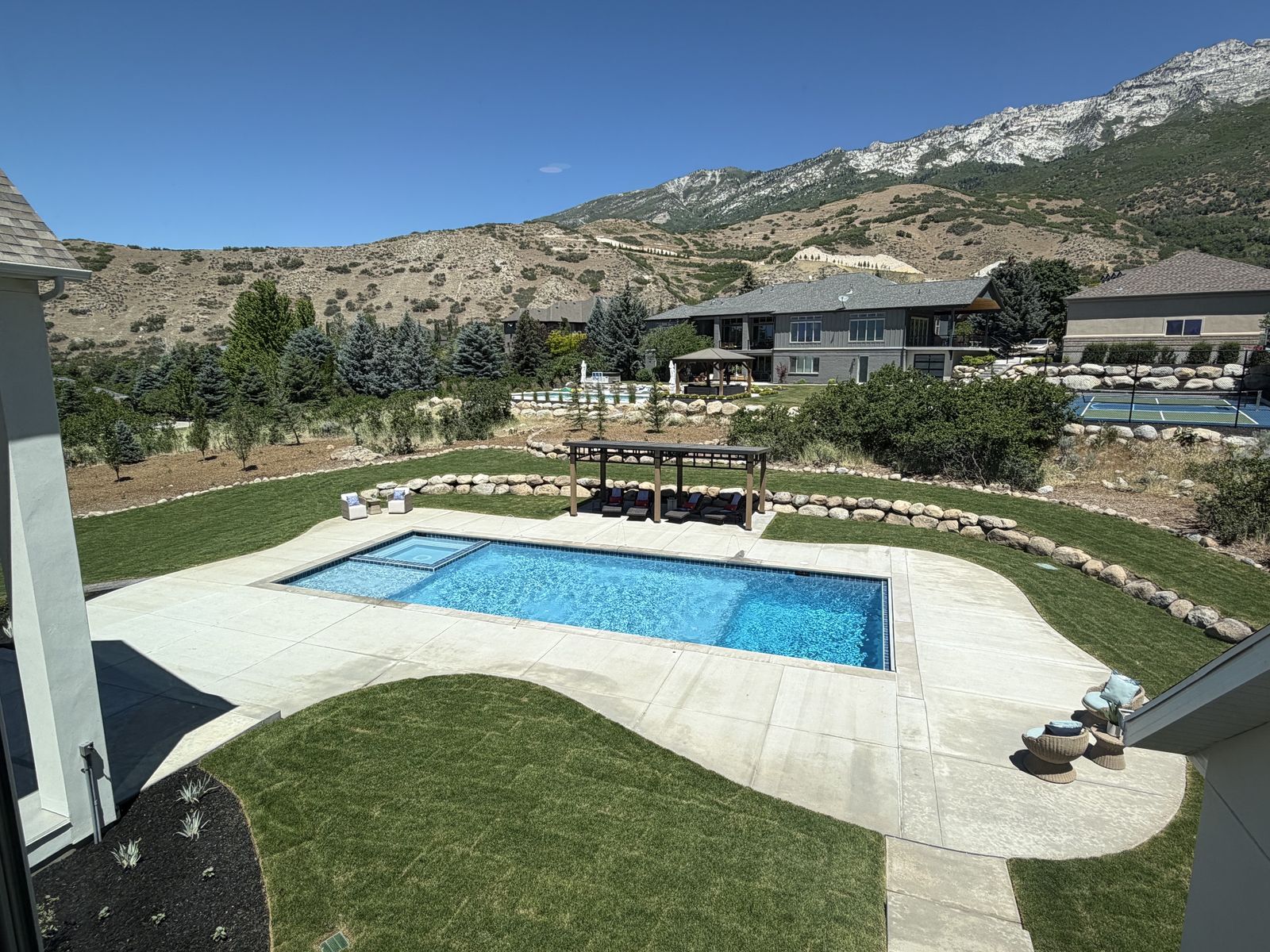 Reliable and Quality Landscape