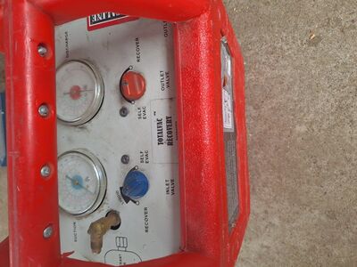 Freon recovery machine