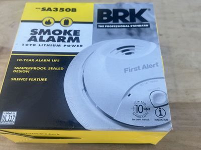 BRK AC Powered Smoke Alarm w/ Alkaline Battery