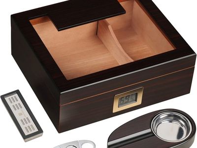Woodronic Cigar Humidor for 50 Counts with Digital Hygrometer, Spanish Cedar Lined & Divider