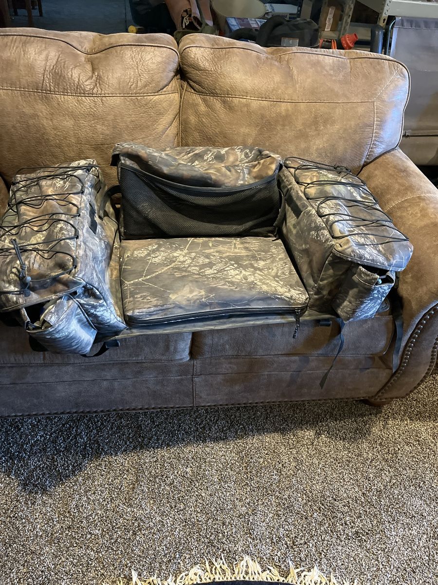 Four wheeler seat and pack