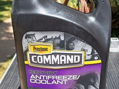 NEW Prestone Command Heavy Duty Antifreeze/Coolant