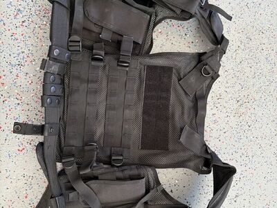 Tactical Vest