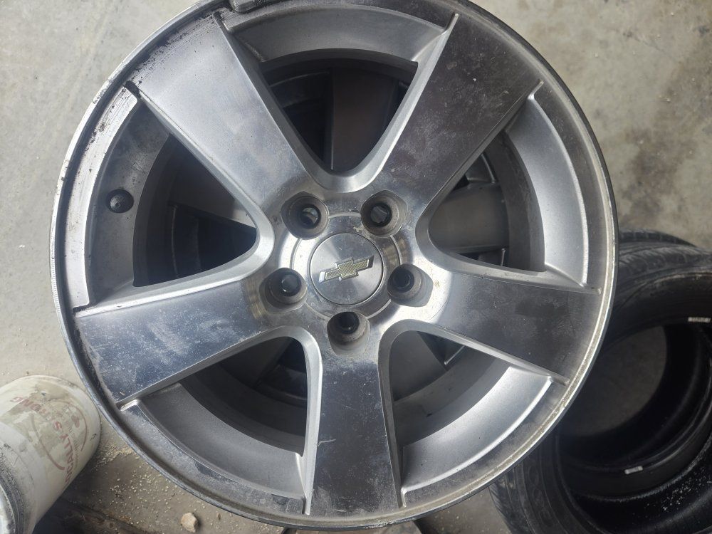 Set of 16" Chevrolet Alloy Wheels
