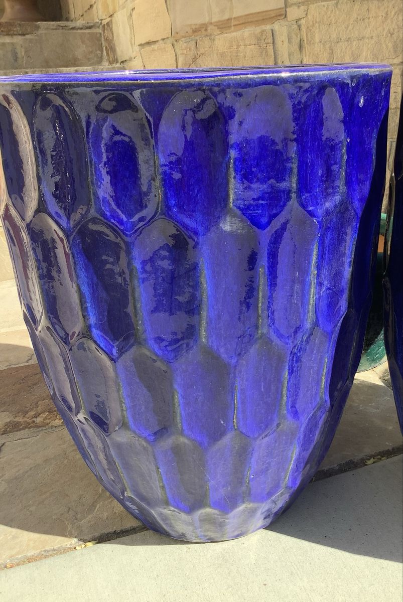 Main image 3
