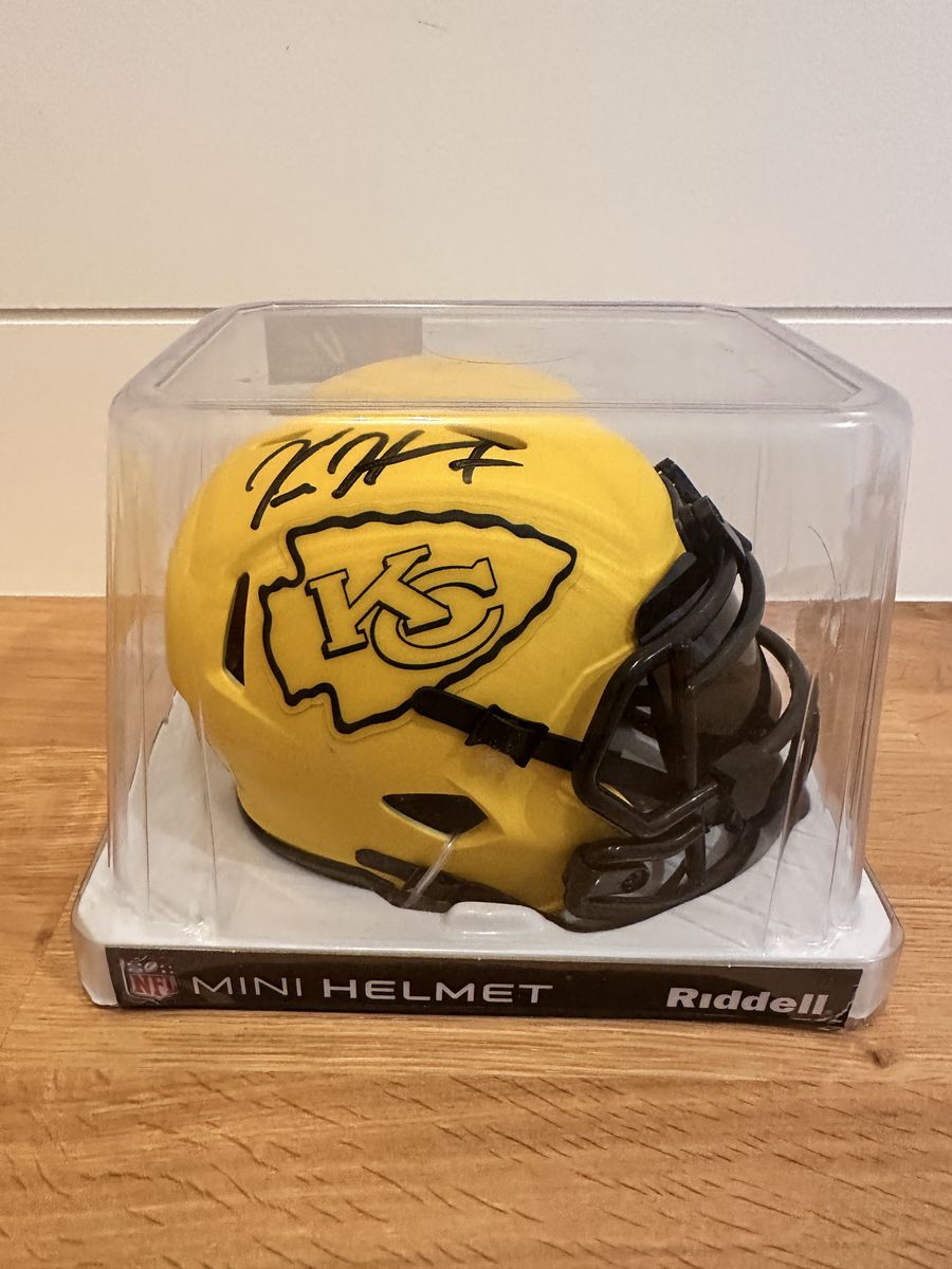 Kareem Hunt Signed Chiefs Rave Mini Helmet Beckett Authenticated