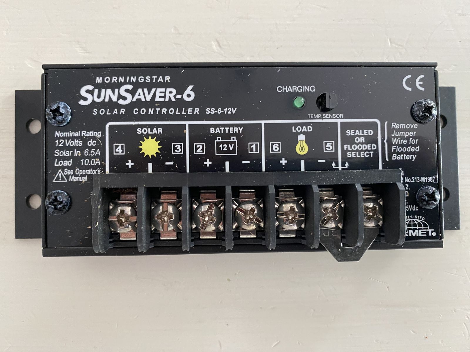 Sunsaver 6 solar controller