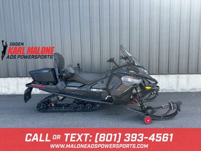 2026 SKI-DOO Grand Touring LE 900 ACE Turbo Black