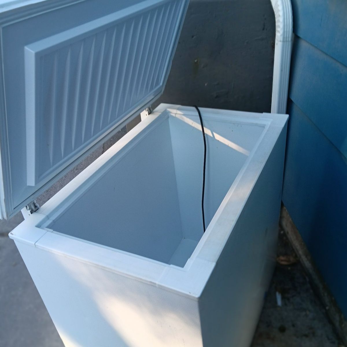 Frigidaire freezer