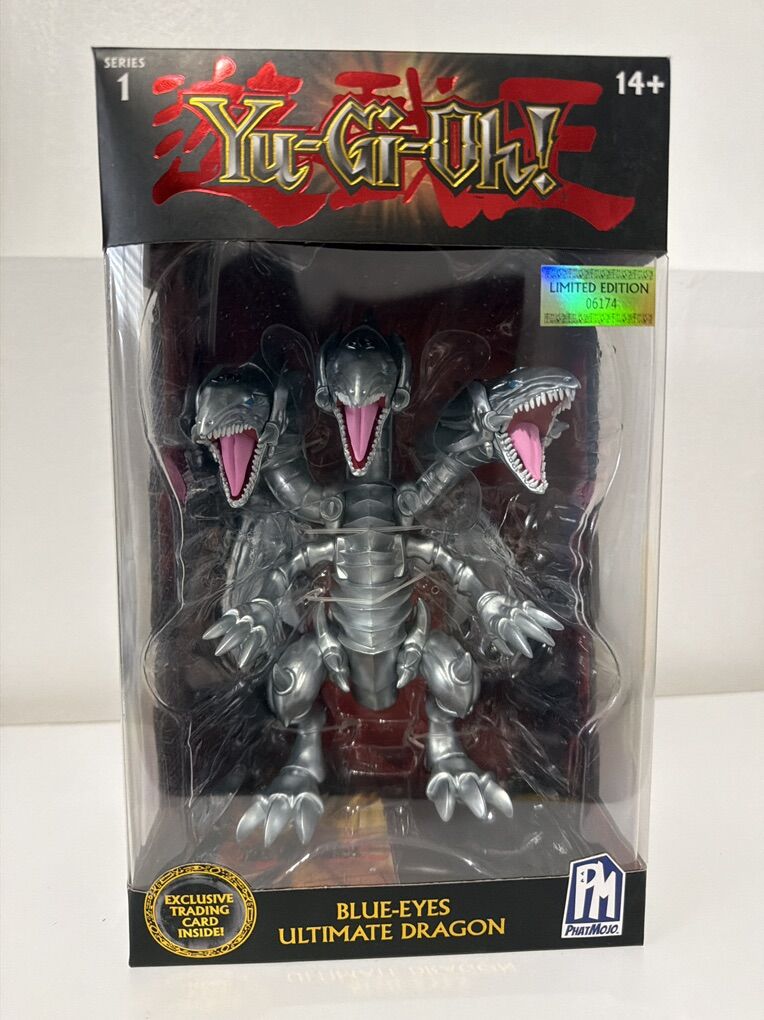 Yu-Gi-Oh! Blue-Eyes Ultimate Dragon Figure