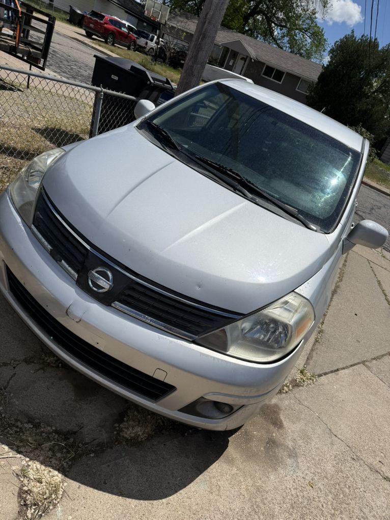 2007 NISSAN VERSA