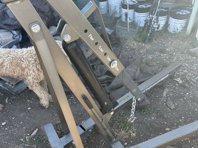 Engine hoist and lawnmower ATV 4wheeler lift