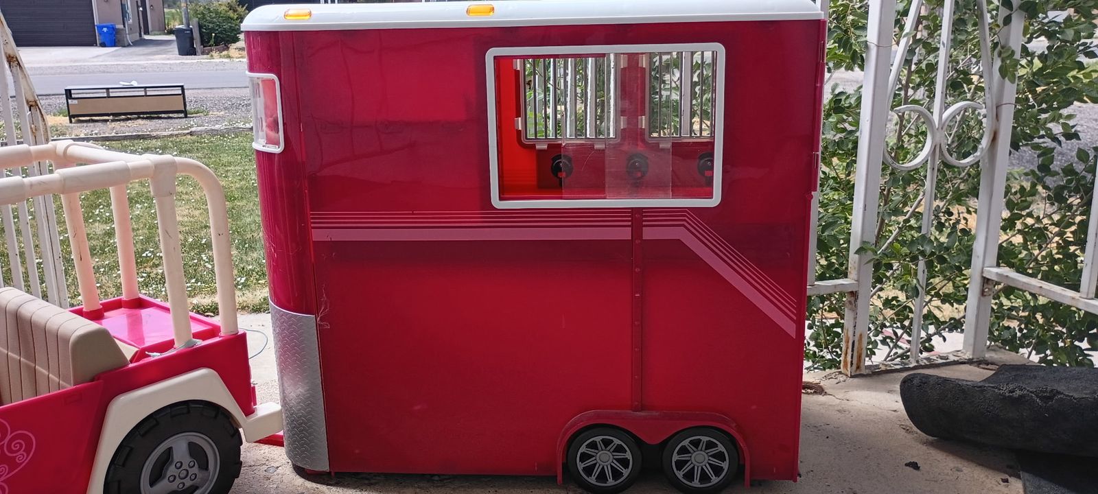 Our Generation OG Doll Pink Jeep and Red Horse Trailer Set - Excellent Condition