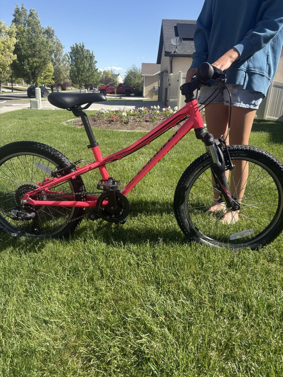 Hot Rock Speacilized Youth Bike