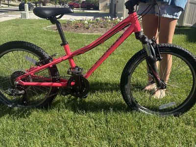 Hot Rock Speacilized Youth Bike