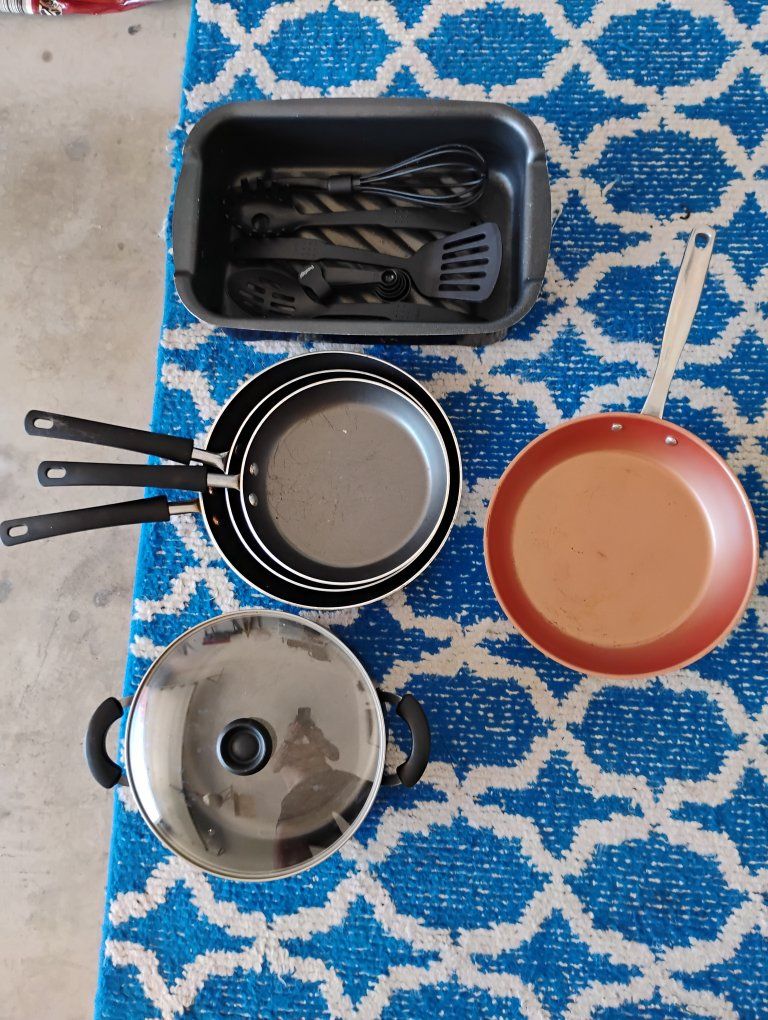 Nuwave 10.5" Skillet  with Duralon Ceramic Non-Stick Coating, Farberware 3 piece pans 1 pot and 5 Prestige utensils set