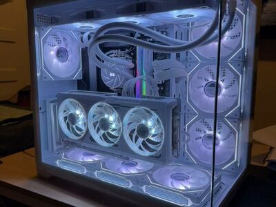 9070 XT / 9800x3D Gaming Desktop PC