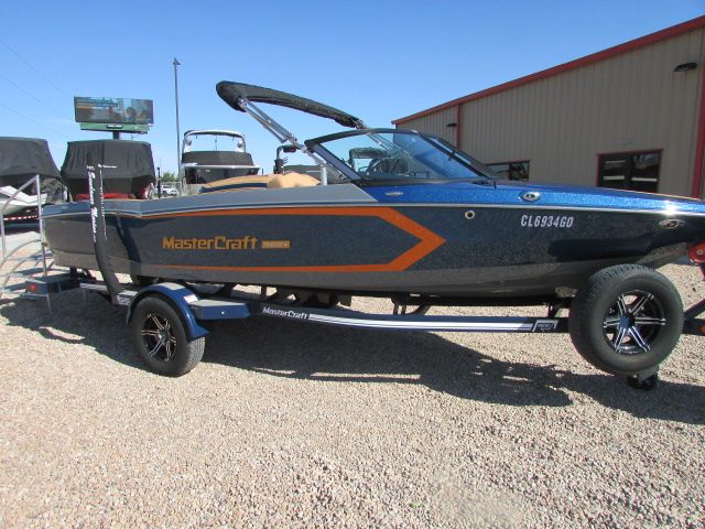 2023 Mastercraft Prostar ( Extremely Clean Low Hours! )