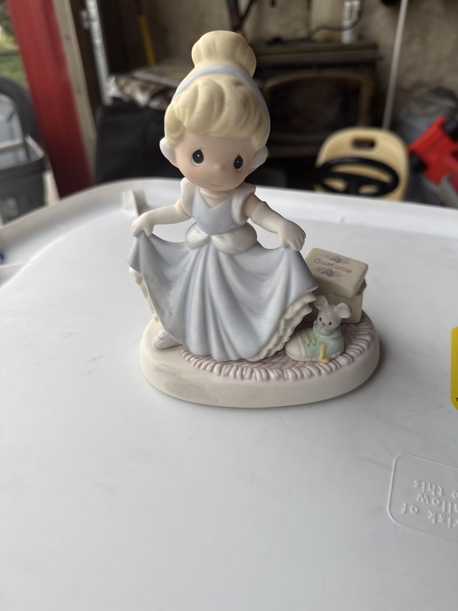 Precious Moments Cinderella Porcelain Figurine