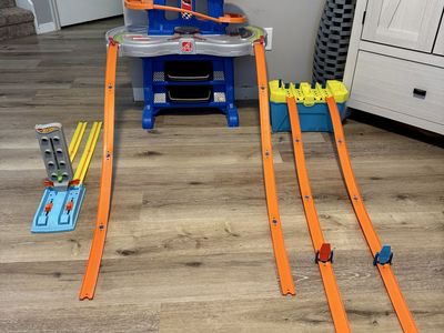 Hot Wheels Tracks and Storage