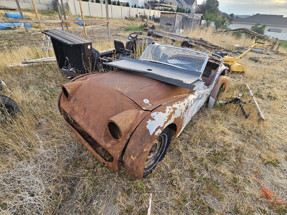Main image 3