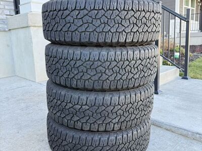 265/70R17 Goodyear Wrangler TrailRunner Load E