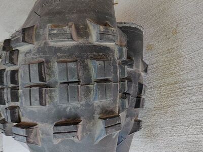 Lightly Used Teravail Kennebec 27.5x2.80 tire