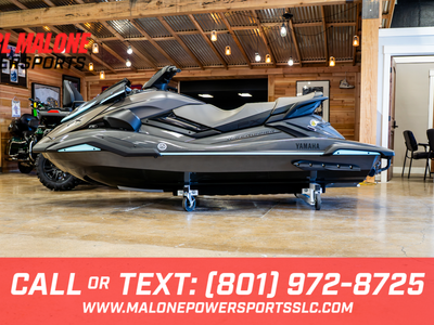 2025 Yamaha Waverunner FX HO Titan/Carbon - Y2726C