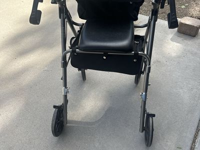 Hugo Elite Rollator Walker with Seat, Black