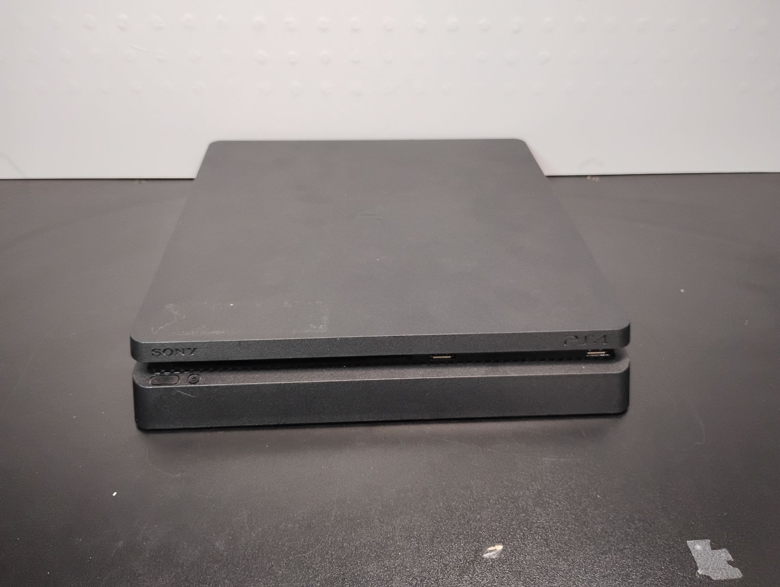 Main image 5