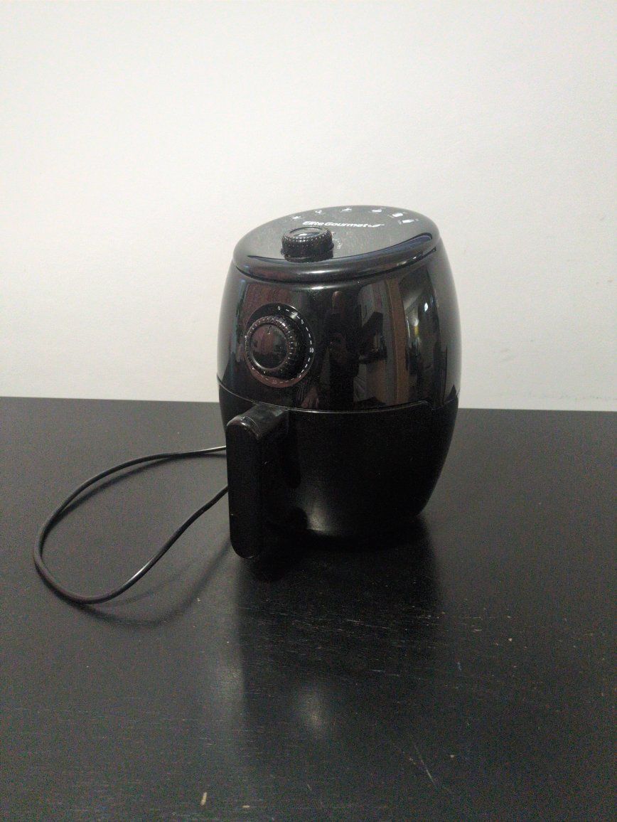 Gourmia Digital Air Fryer - Compact Black (small)