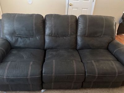 Soda, Love Seat And Recliner