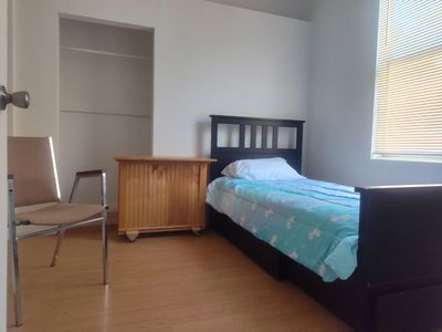 cuarto de renta! renting private room!