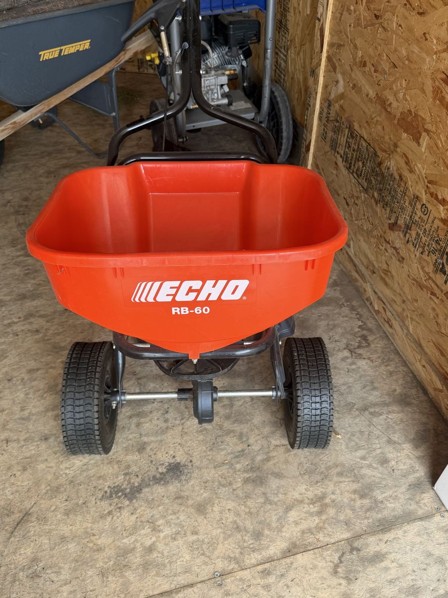 Echo RB-60 Fertilizer Spreader 60lb Walk-Behind Broadcast Turf